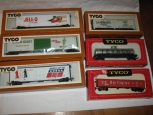 Ho Scale Tyco Freight Cars Lot Of 6